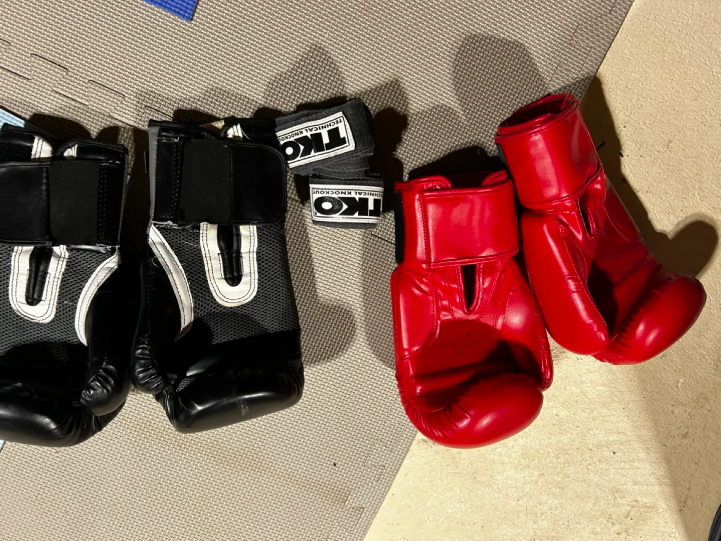 Everlast Powercore Freestanding Punching Bag image indicator(6)