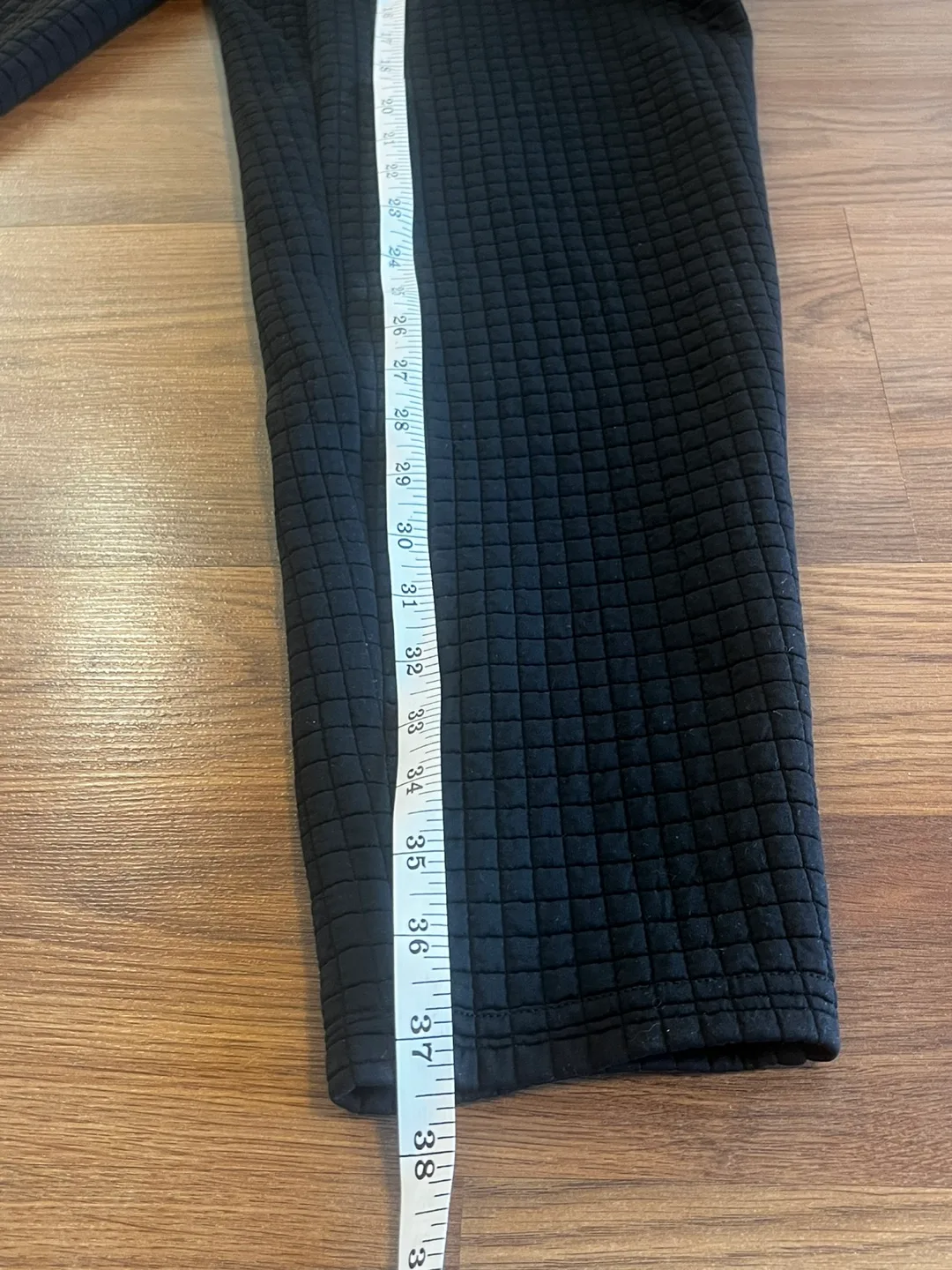 Lululemon Textured Grid High-Rise Joggers 28" image indicator(8)