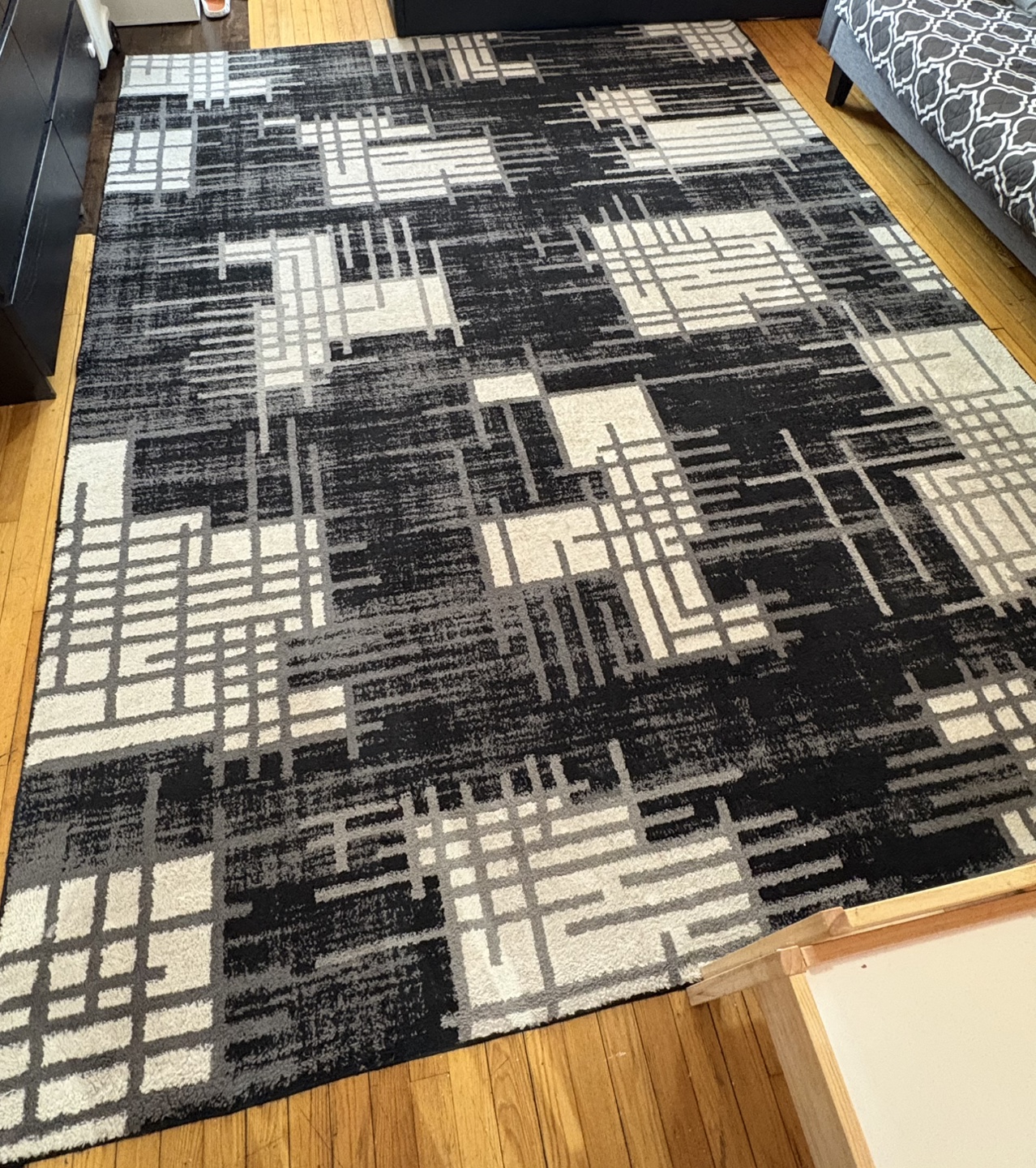 Orient Ontario Area Rug - Black/Grey Geometric Design