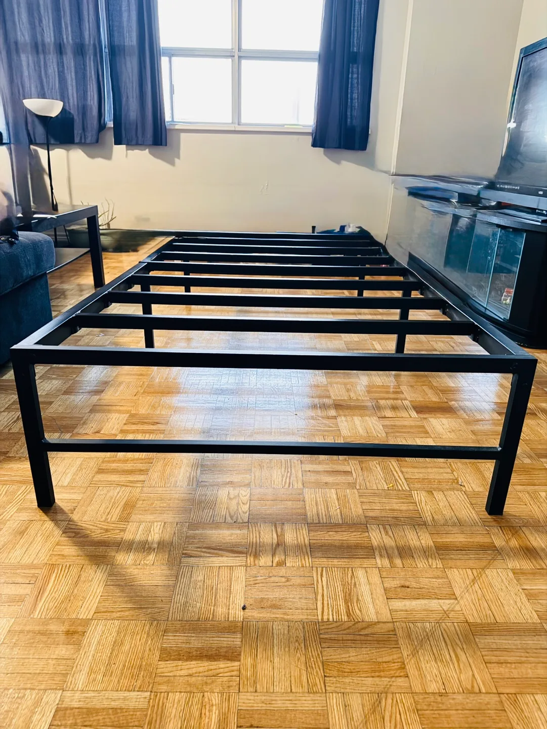 TWIN size BED FRAME image indicator(2)