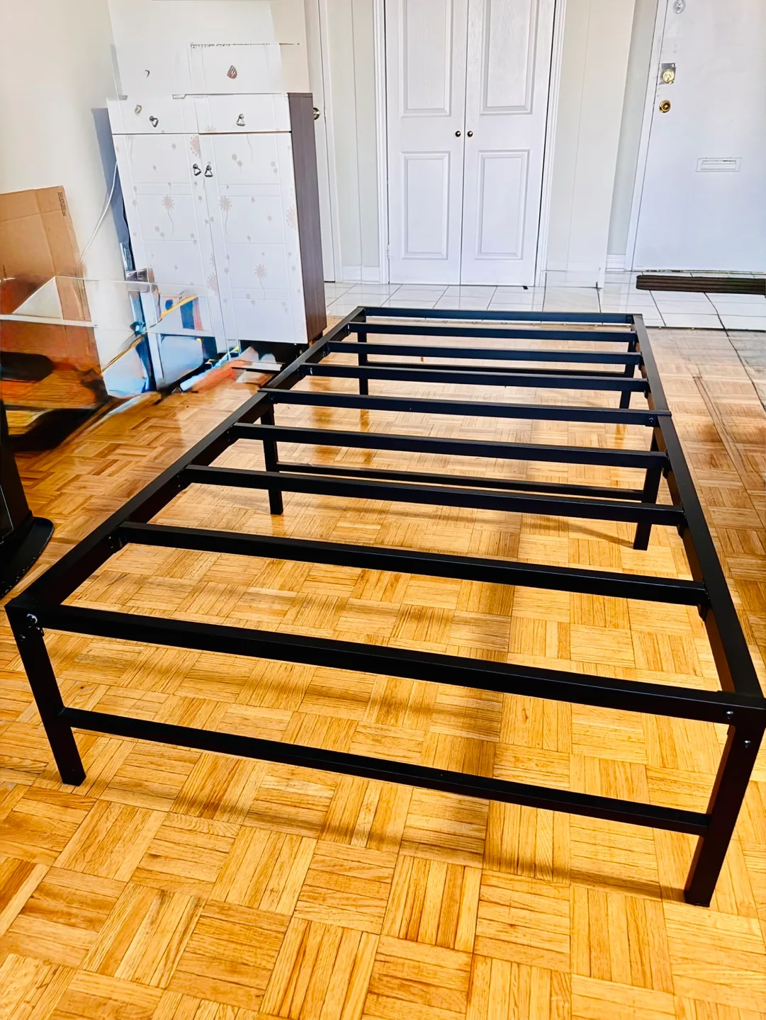 TWIN size BED FRAME image indicator(4)