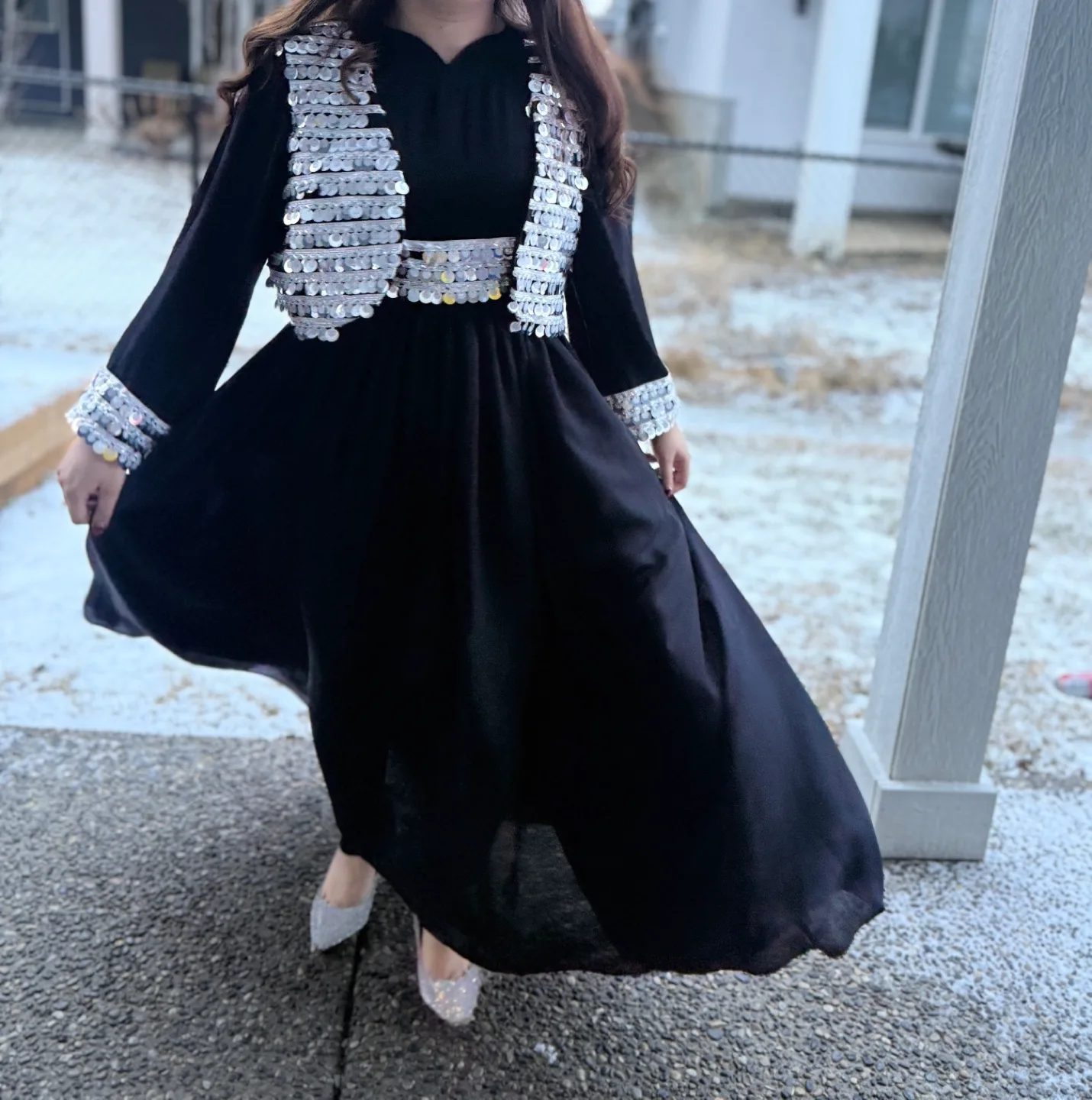 Elegant Black Abaya with Sequinned Vest image indicator(2)