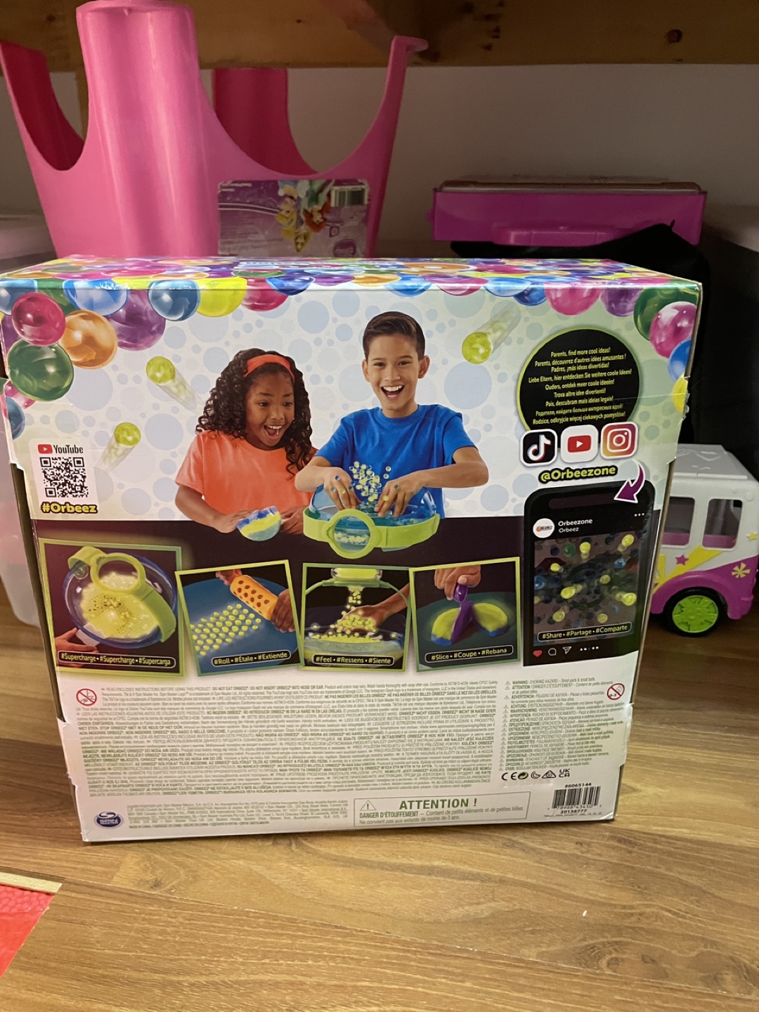 Orbeez Sensation Station with Glow Brilliant Effect - photo 2