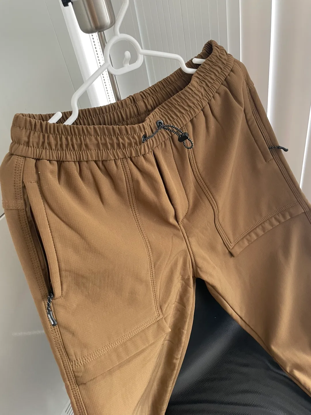 Men's Size M Brown Tech Pants image indicator(3)