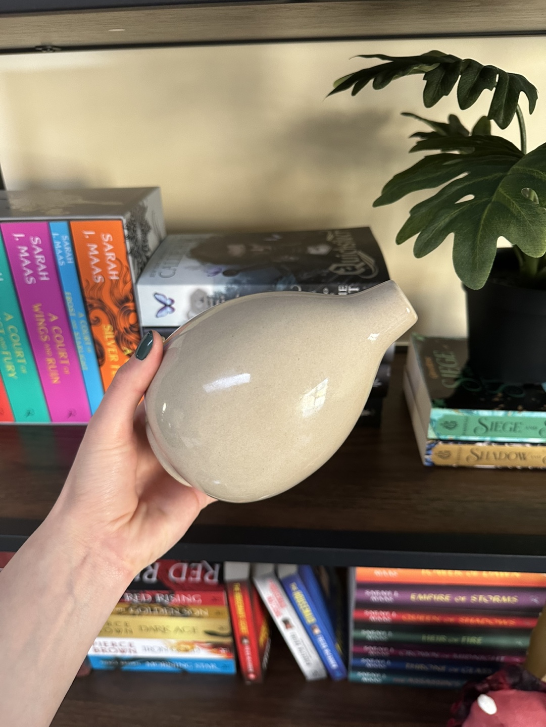 Small Beige Ceramic Vase & Pampas - photo 2