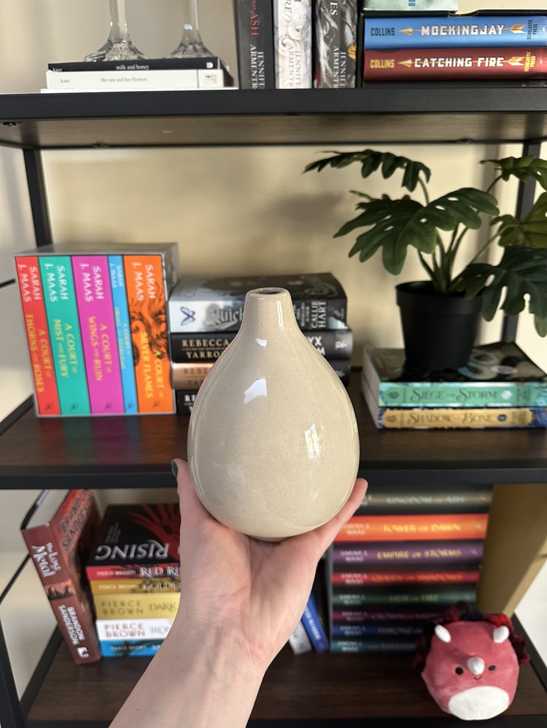 Small Beige Ceramic Vase & Pampas