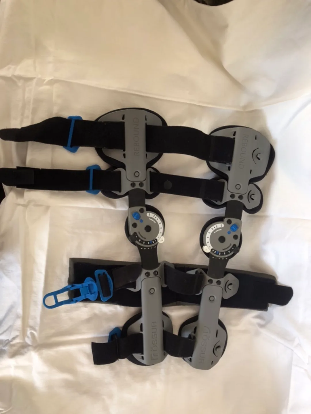 Össur Rebound Knee Brace Post-Op -priced for quick sale image indicator(4)