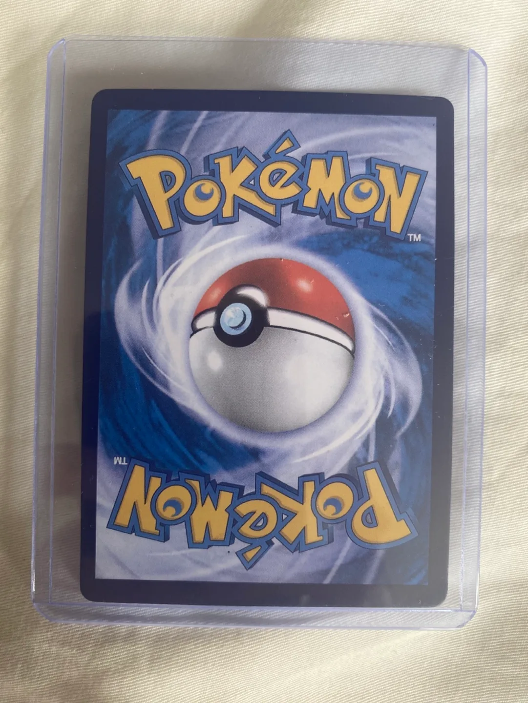 Galarian Zapdos V Pokemon Card - 172/189 image indicator(2)