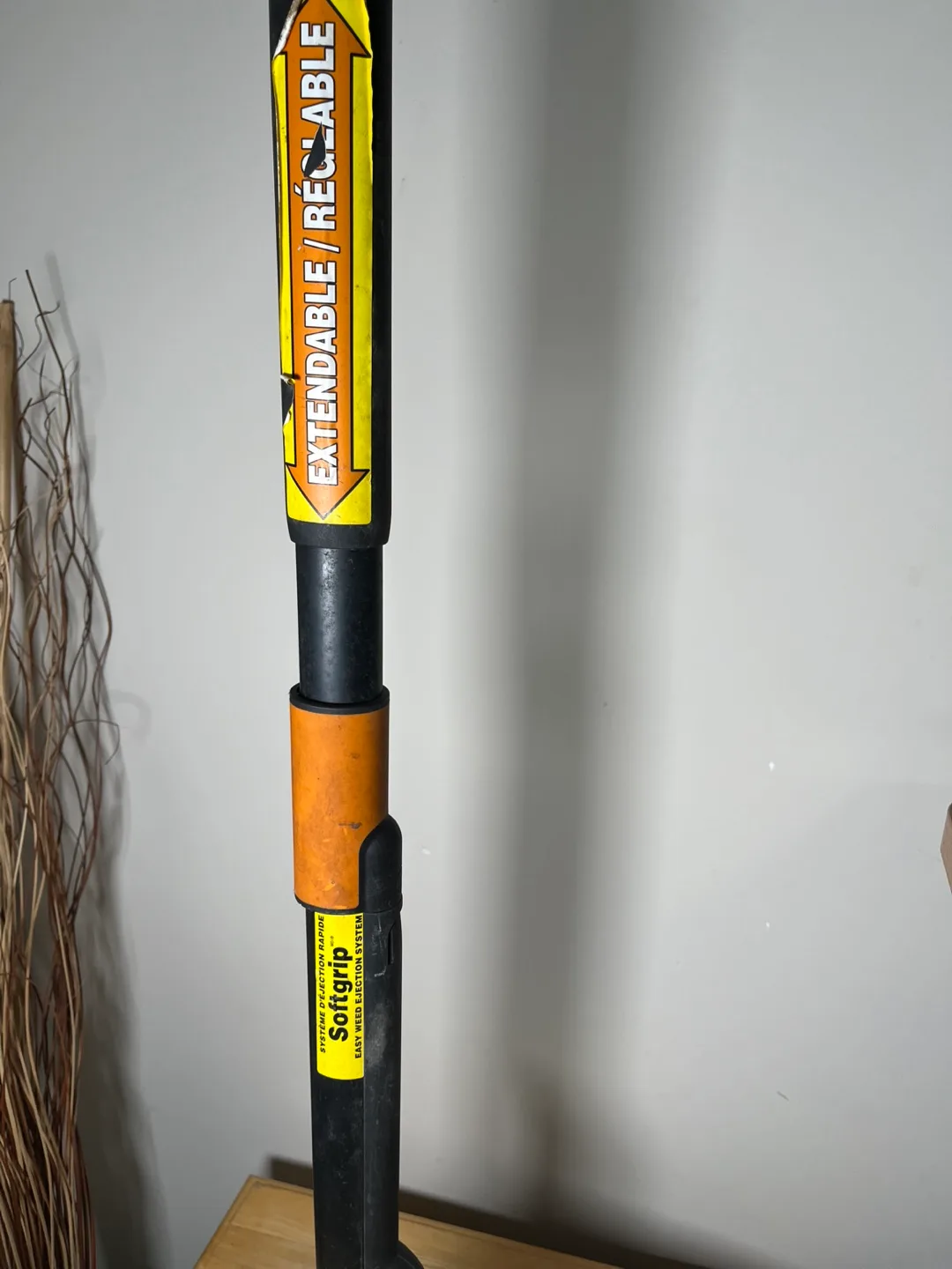 Fiskars Uproot Weed and Root Remover image indicator(3)