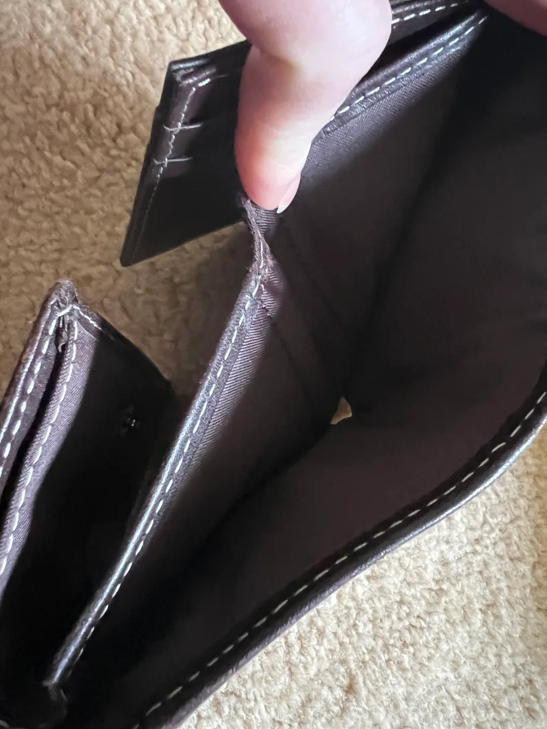 Fossil Genuine Leather Brown Wallet image indicator(5)