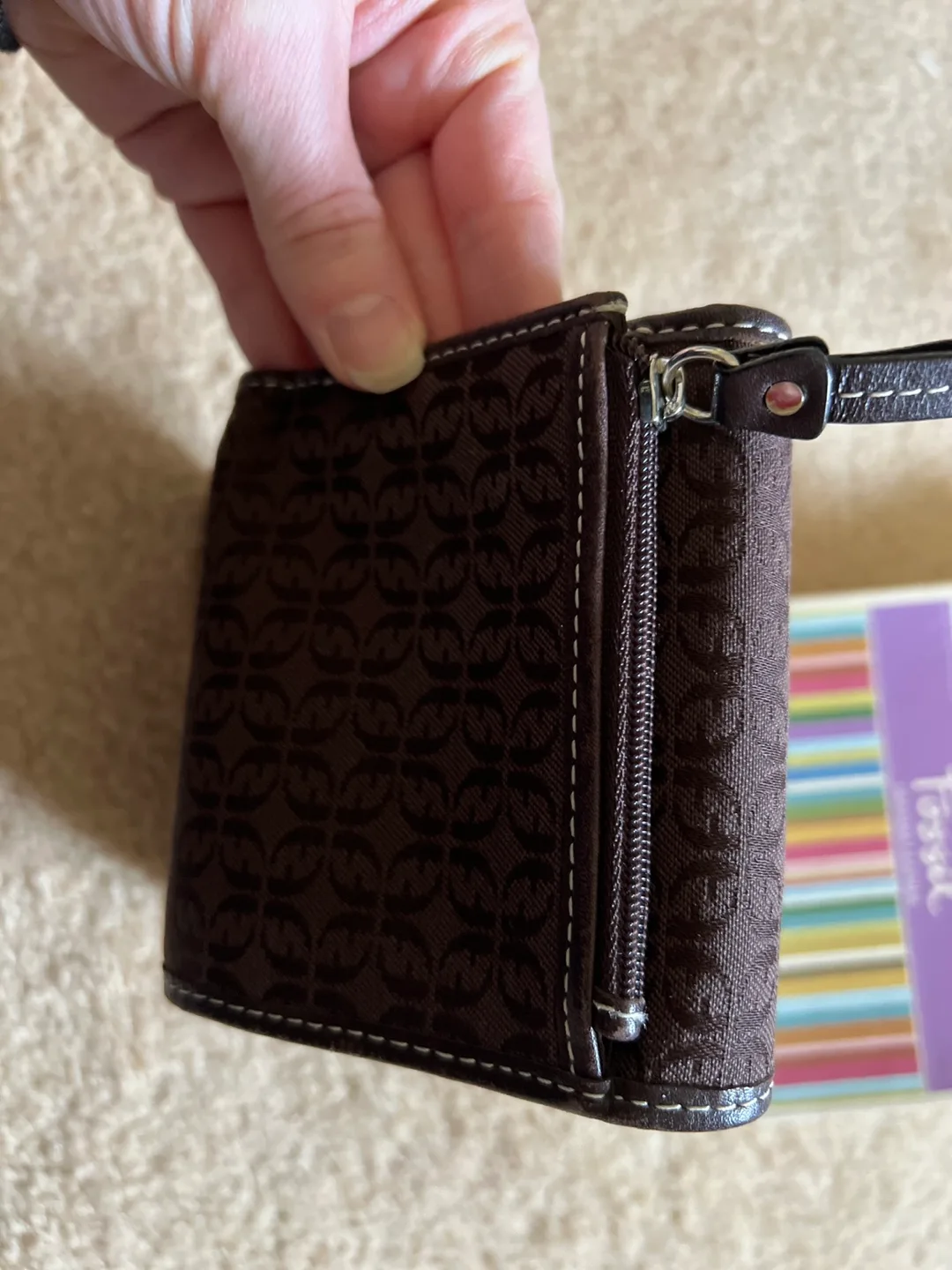 Fossil Genuine Leather Brown Wallet image indicator(6)