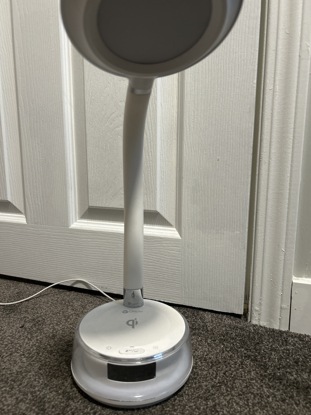 Qi Wireless Charging Desk Lamp with Clock - photo 2
