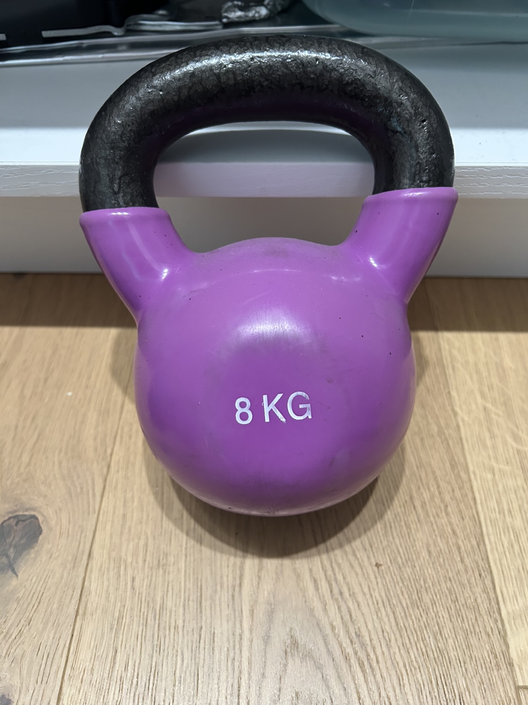 8 KG Purple Kettlebell