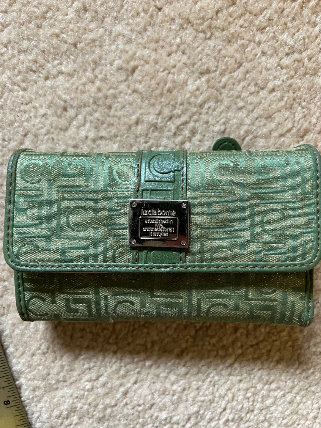 Liz Claiborne Green Wallet image indicator(3)