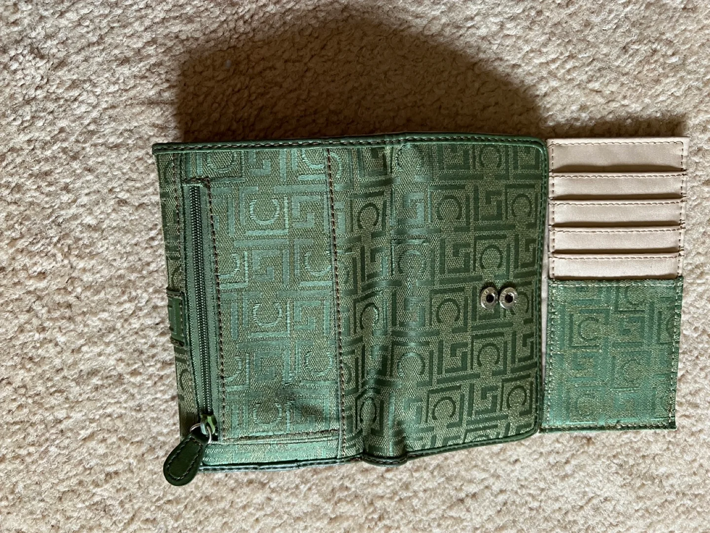 Liz Claiborne Green Wallet image indicator(9)