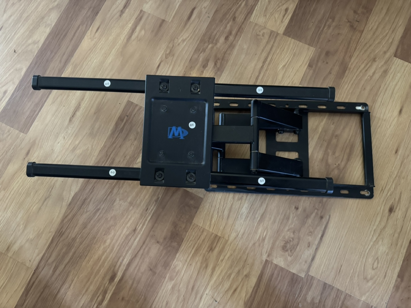 ✨LG 70 inch tv with mount✨ - photo 3