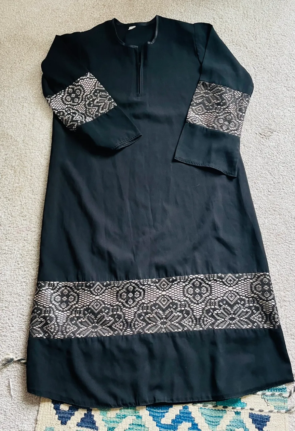 Girls (8-10) Black Abaya with Lace Detail thumbnail