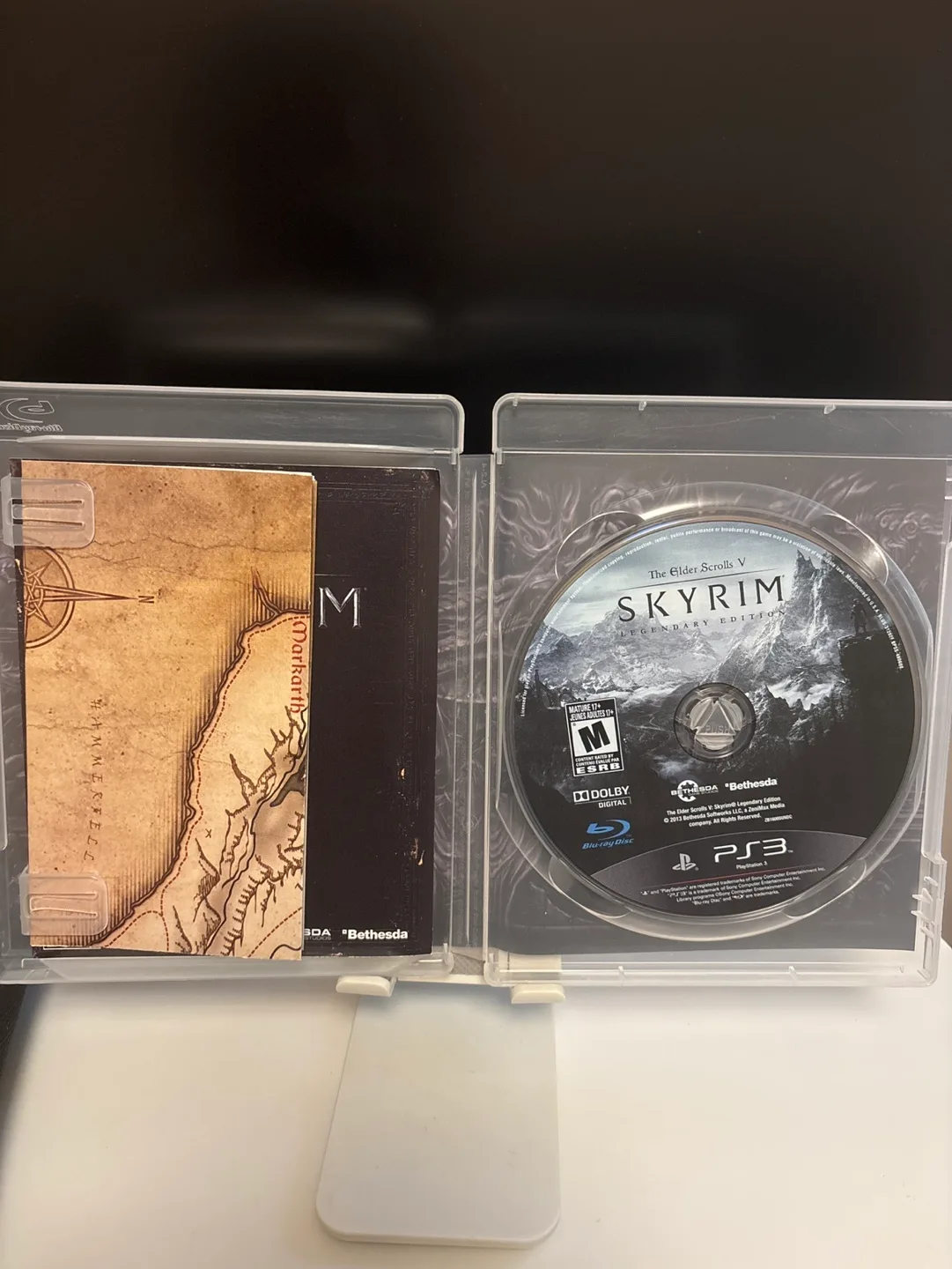 The Elder Scrolls V: Skyrim Legendary Edition - PlayStation 3 image indicator(3)