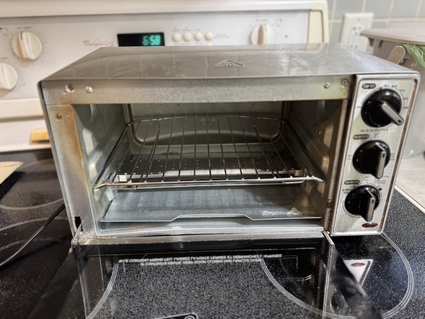 Hamilton Beach Countertop Oven - photo 2