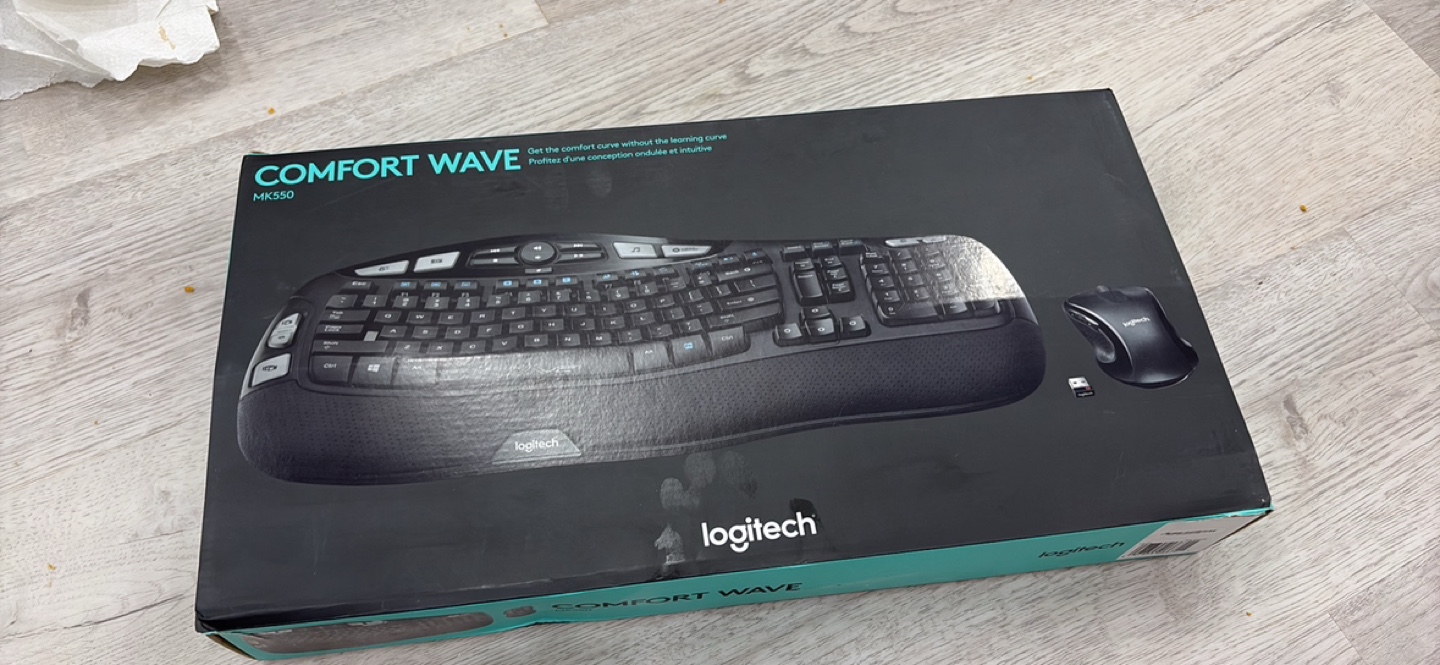 Logitech Comfort MK550  no mouse Keyboard and Mouse Combo