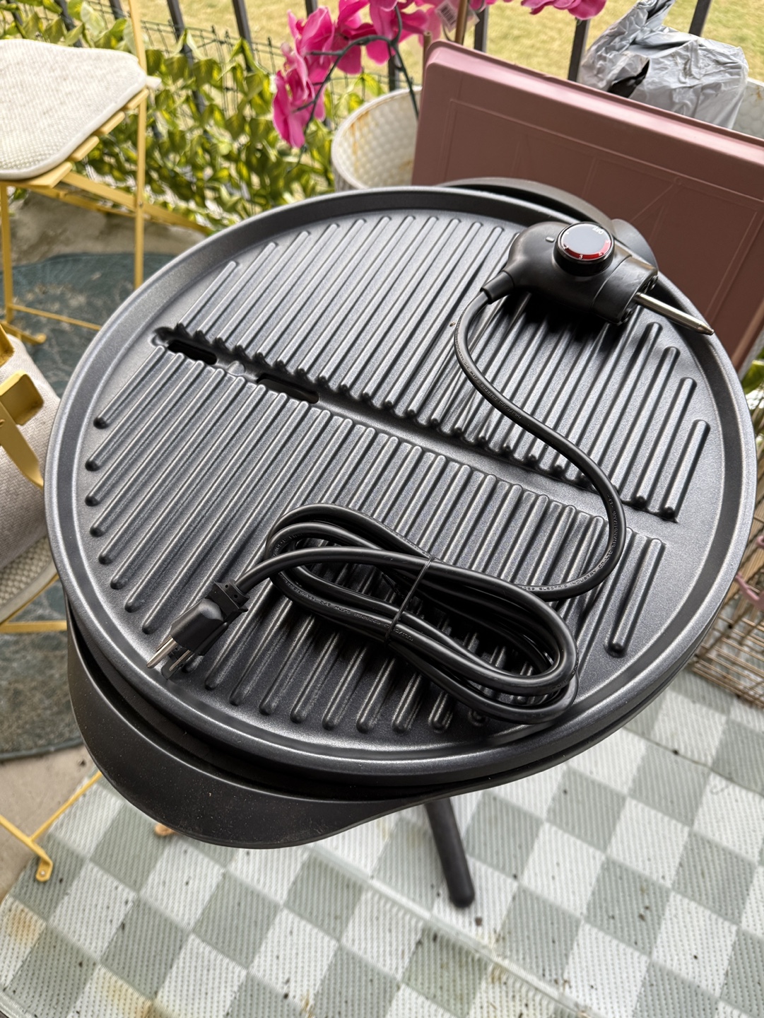 George Foreman Indoor/Outdoor Electric Grill - photo 3