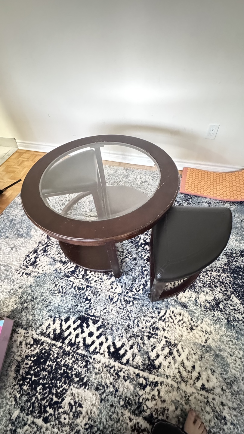 Round Coffee Table with Three Stools - photo 3