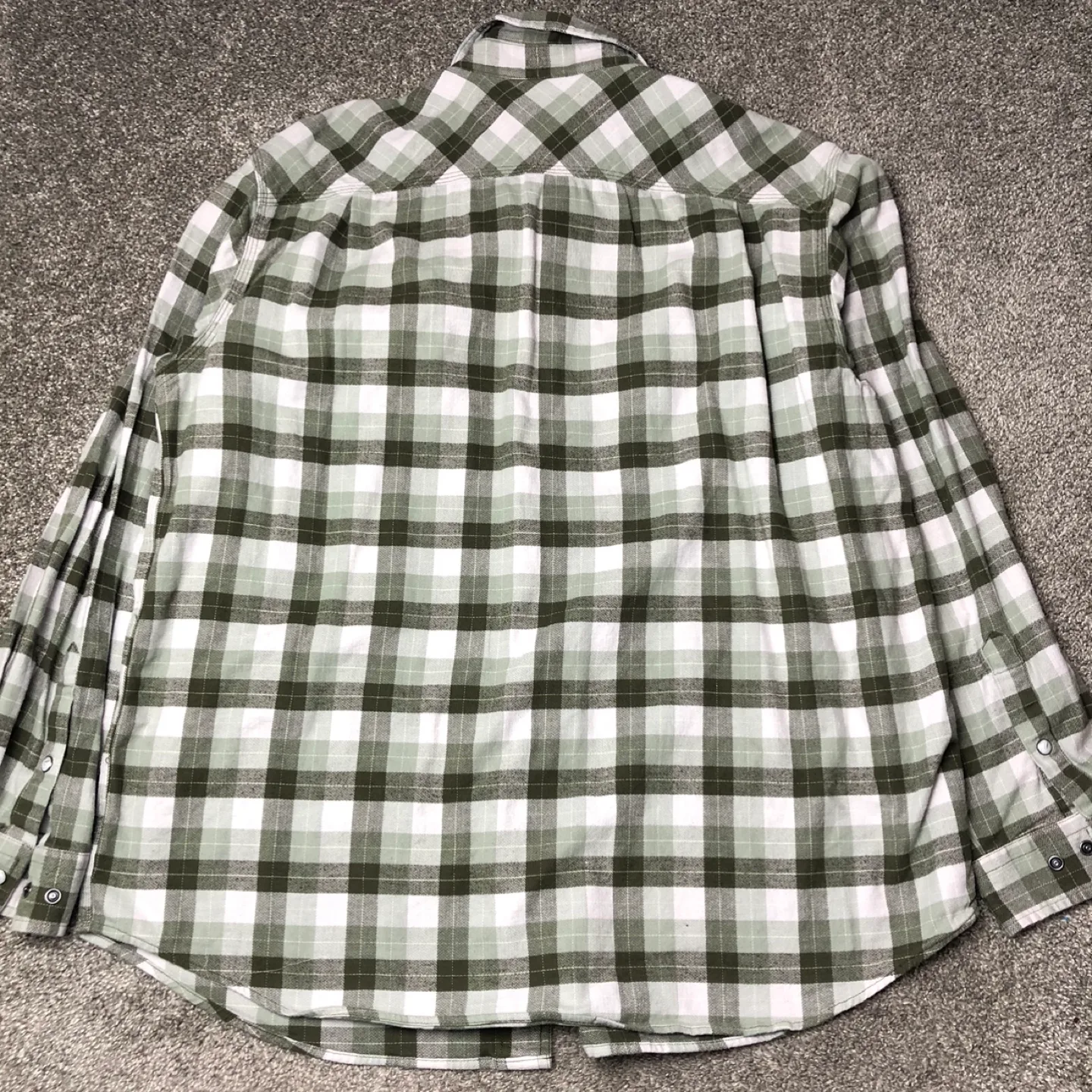 Carhartt Rugged Flex Pearl Snap Flannel Button Down image indicator(6)