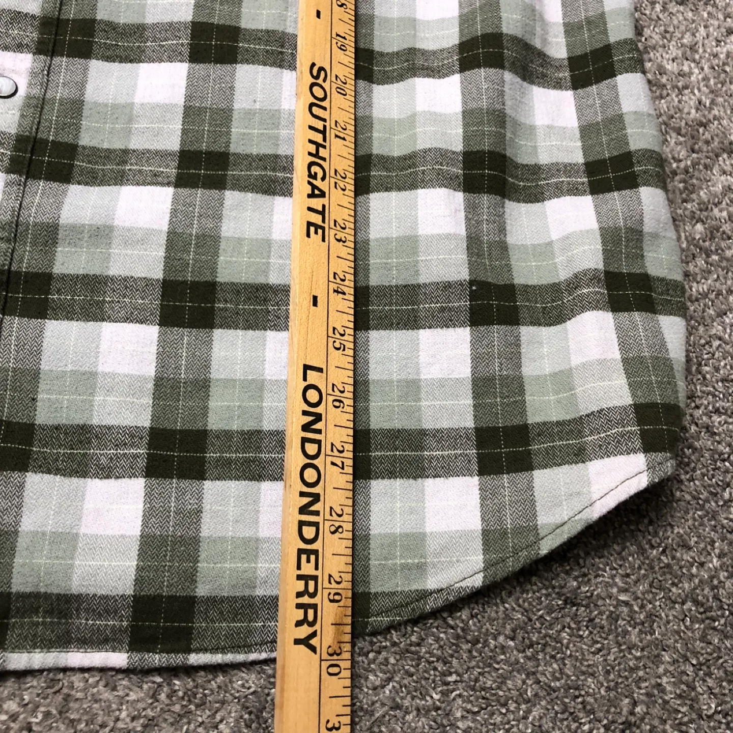 Carhartt Rugged Flex Pearl Snap Flannel Button Down image indicator(8)