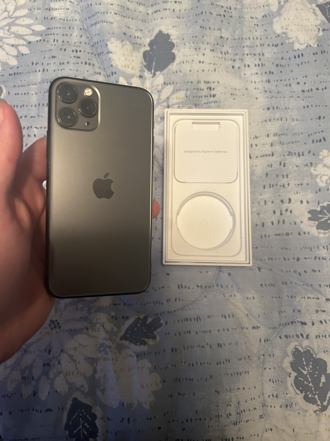 iPhone 11 Pro - Perfect Condition - photo 3