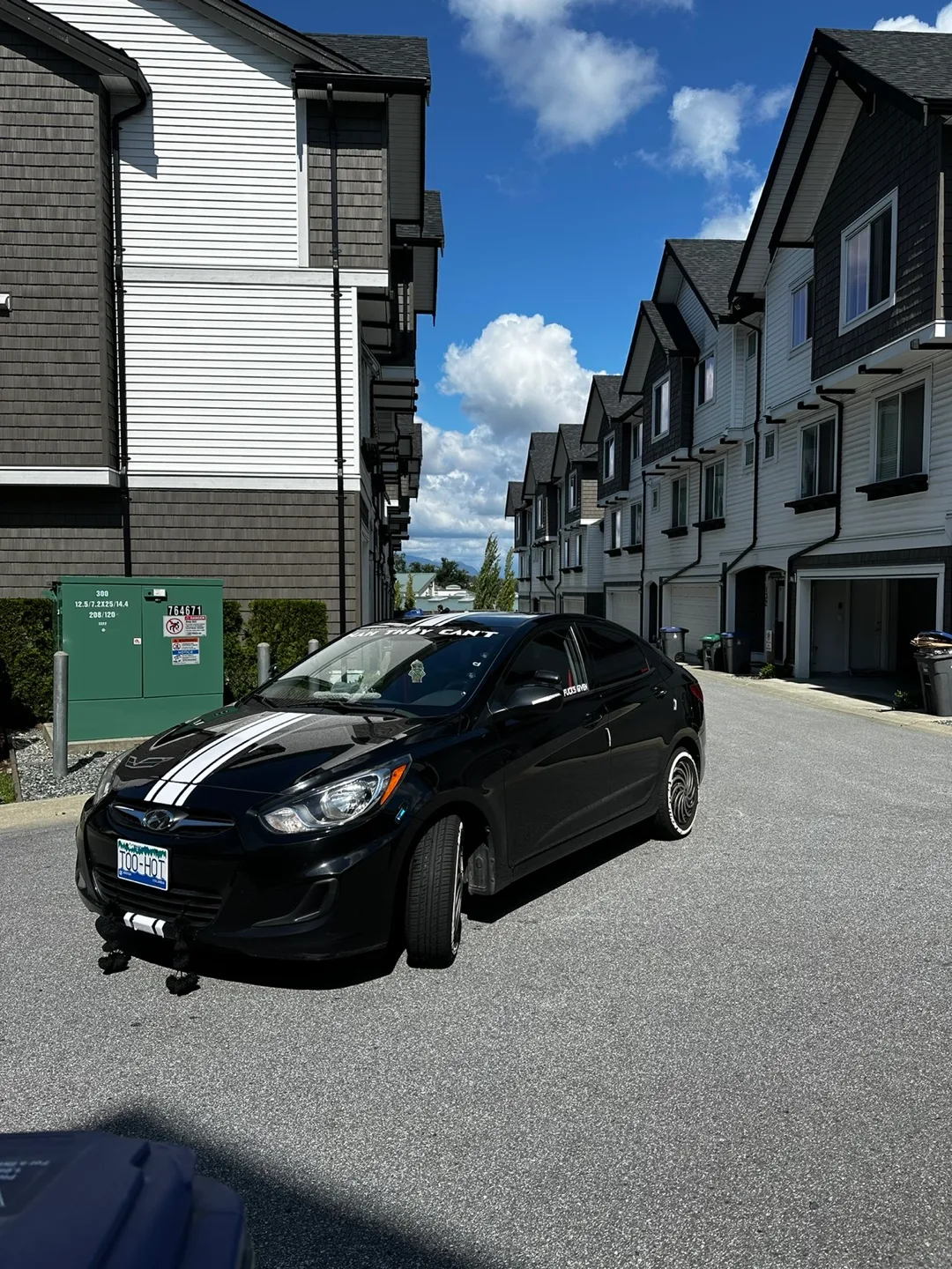 2012 Hyundai accent for sale image indicator(2)