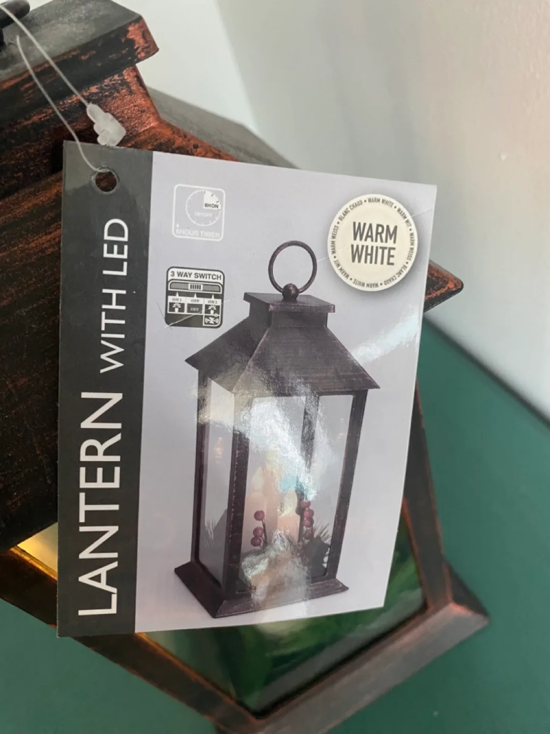 LED Lantern with Candles & Berries image indicator(3)