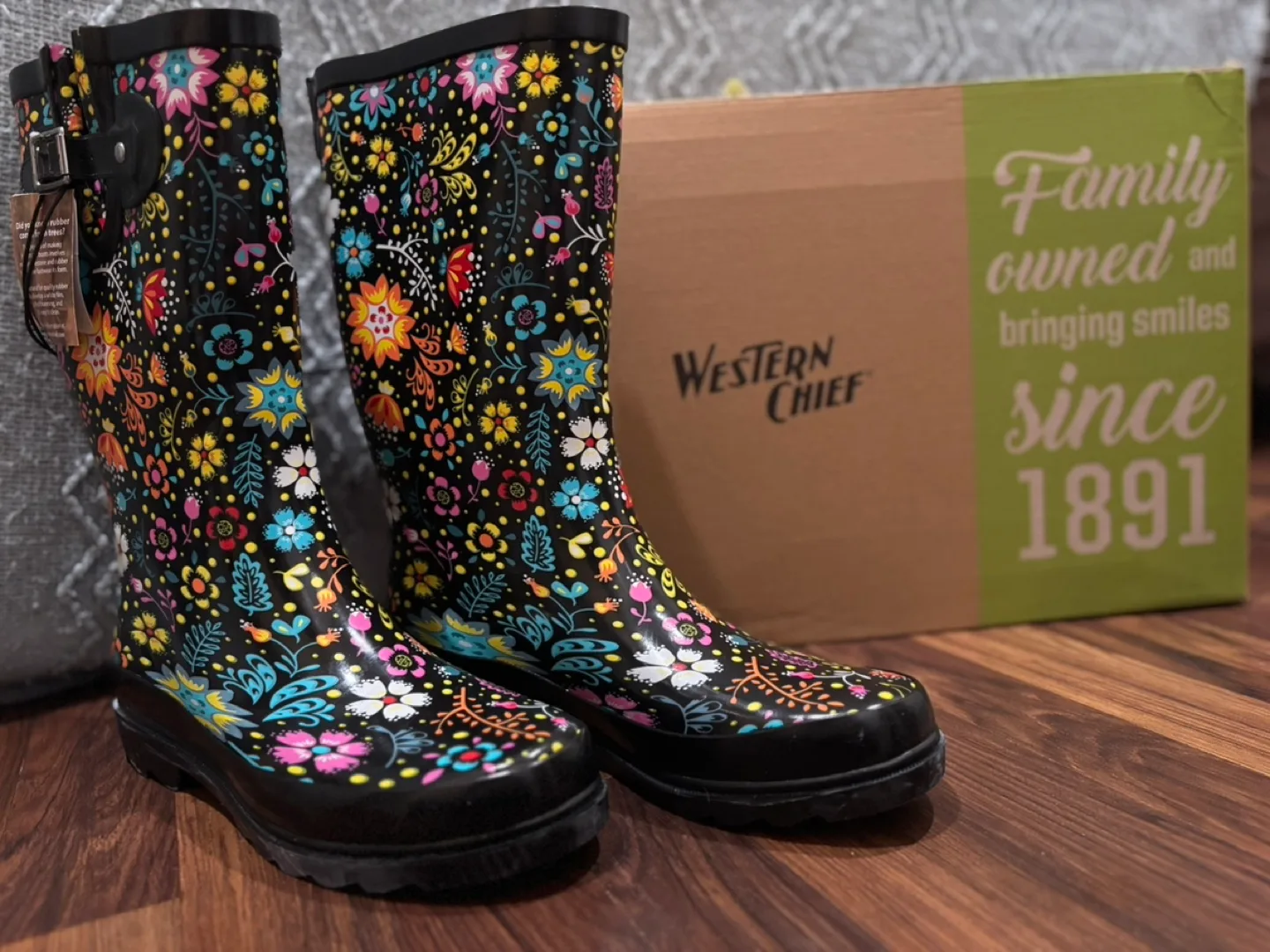 Western Chief Women's Rain Boots (NEVER WORN) image indicator(10)