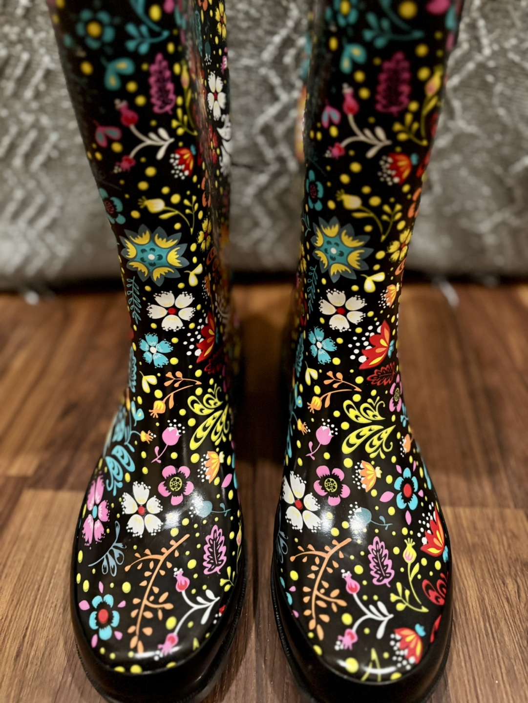 Western Chief Women's Rain Boots (NEVER WORN)