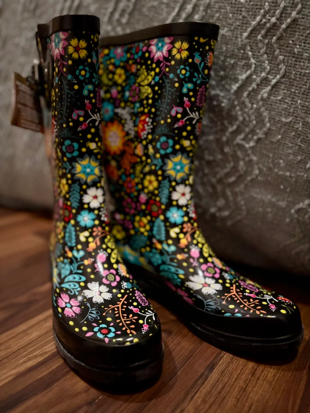 Western Chief Women's Rain Boots (NEVER WORN) image indicator(4)