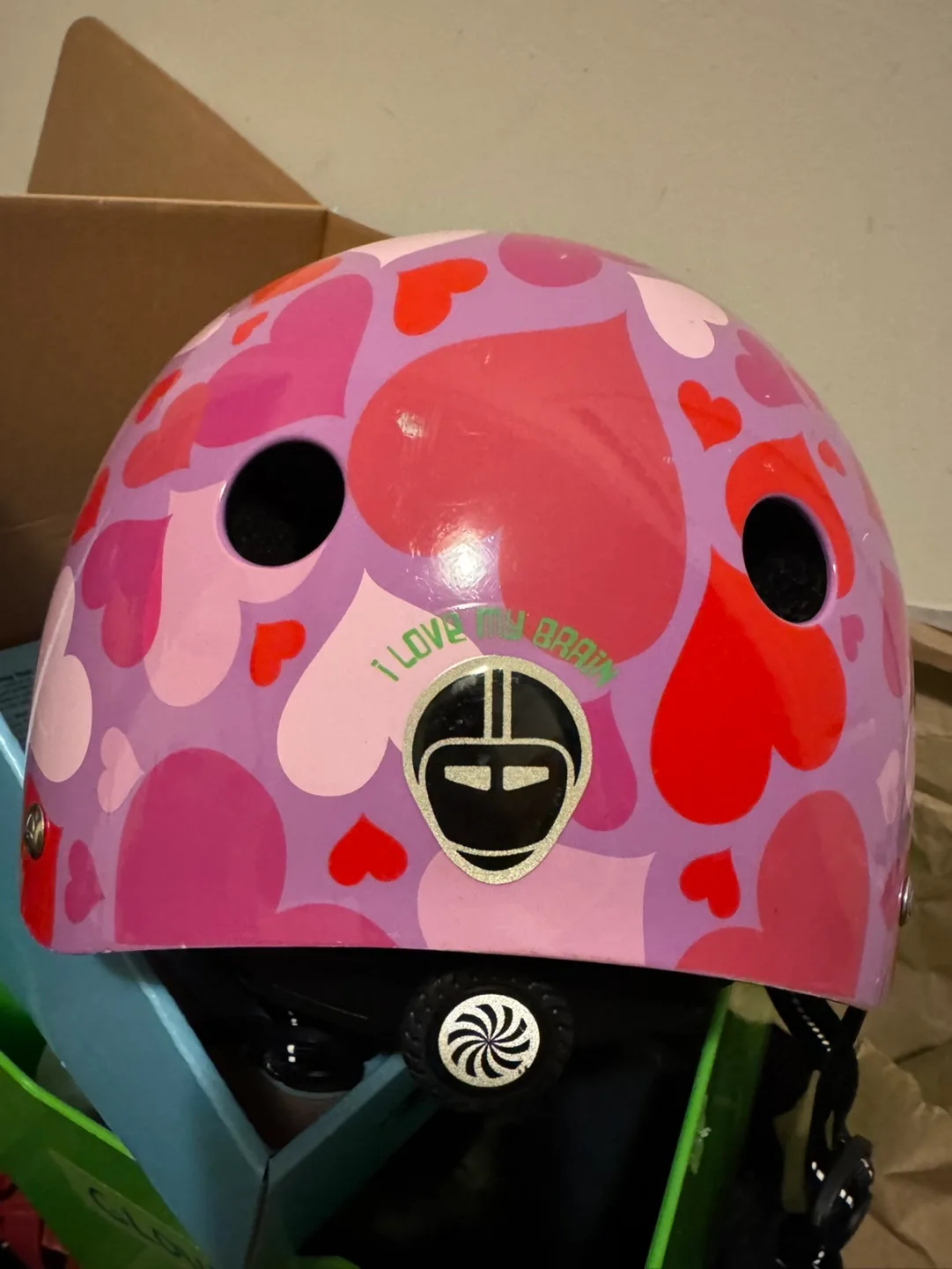 Pink Micro Maxi Scooter & Nutcase Helmet image indicator(3)
