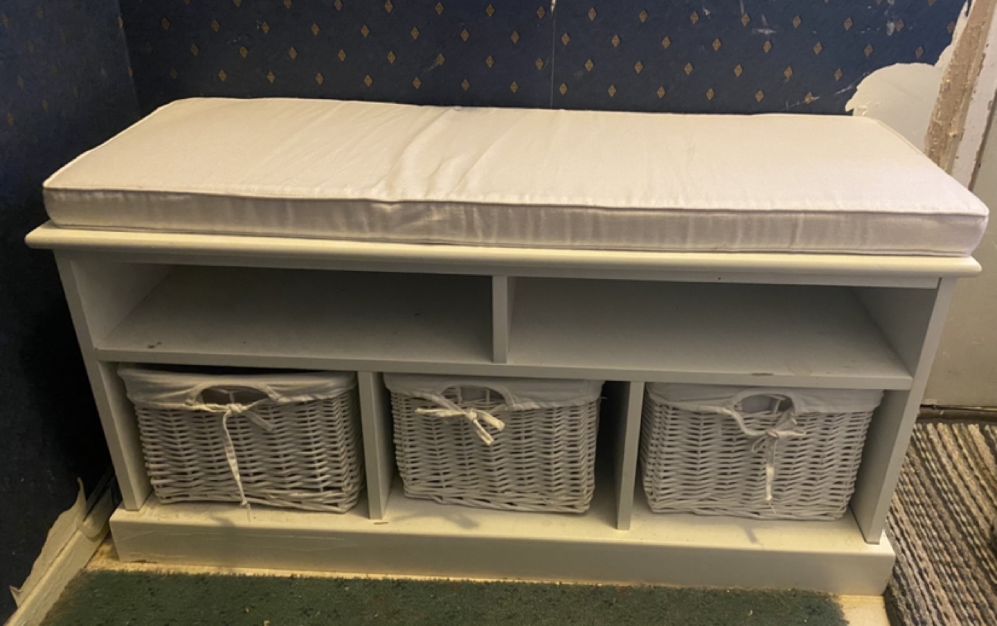 White Storage Bench with Cushioned Seat and Three Baskets - photo 2
