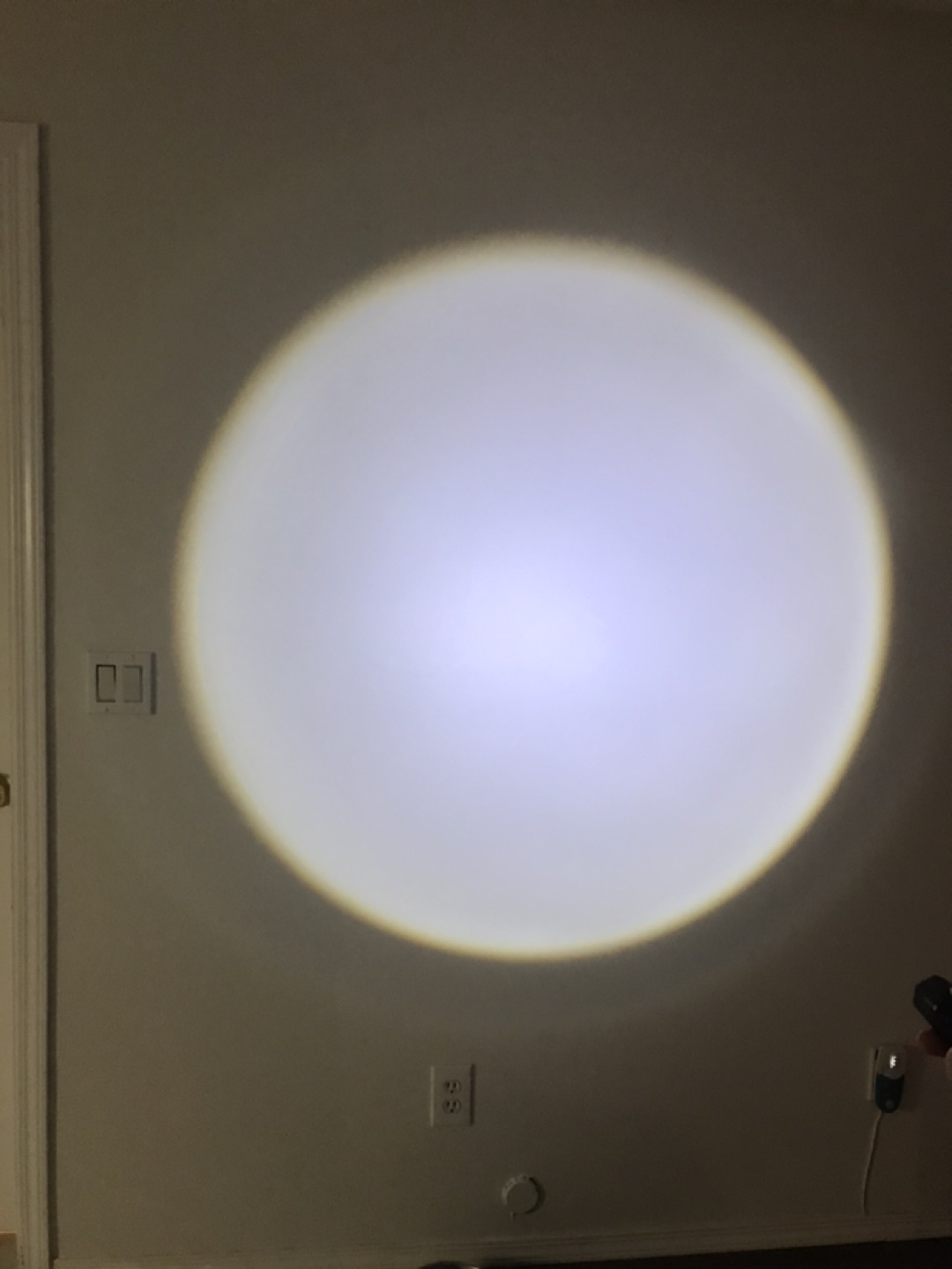 Brand new Flashlight with ZOOM - photo 5