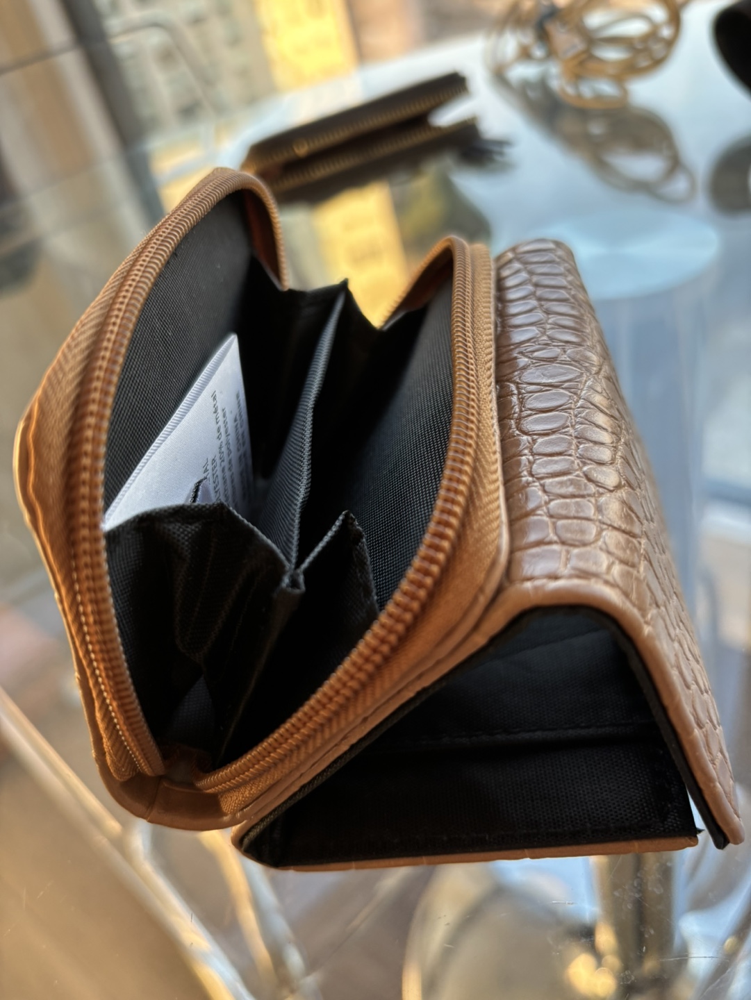 2 small zipper wallets - photo 5