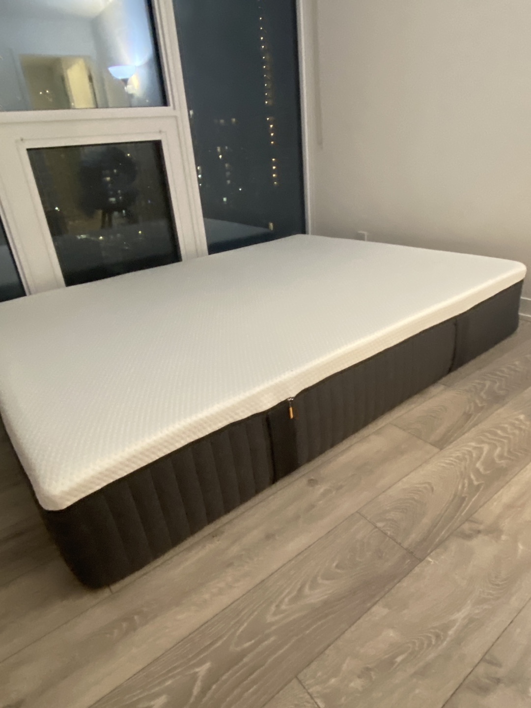 Emma Hybrid Comfort Queen Mattress - photo 2