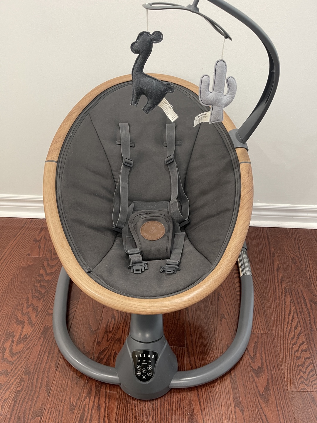 Maxi-Cosi Cassia Swing - Gently Used - photo 4
