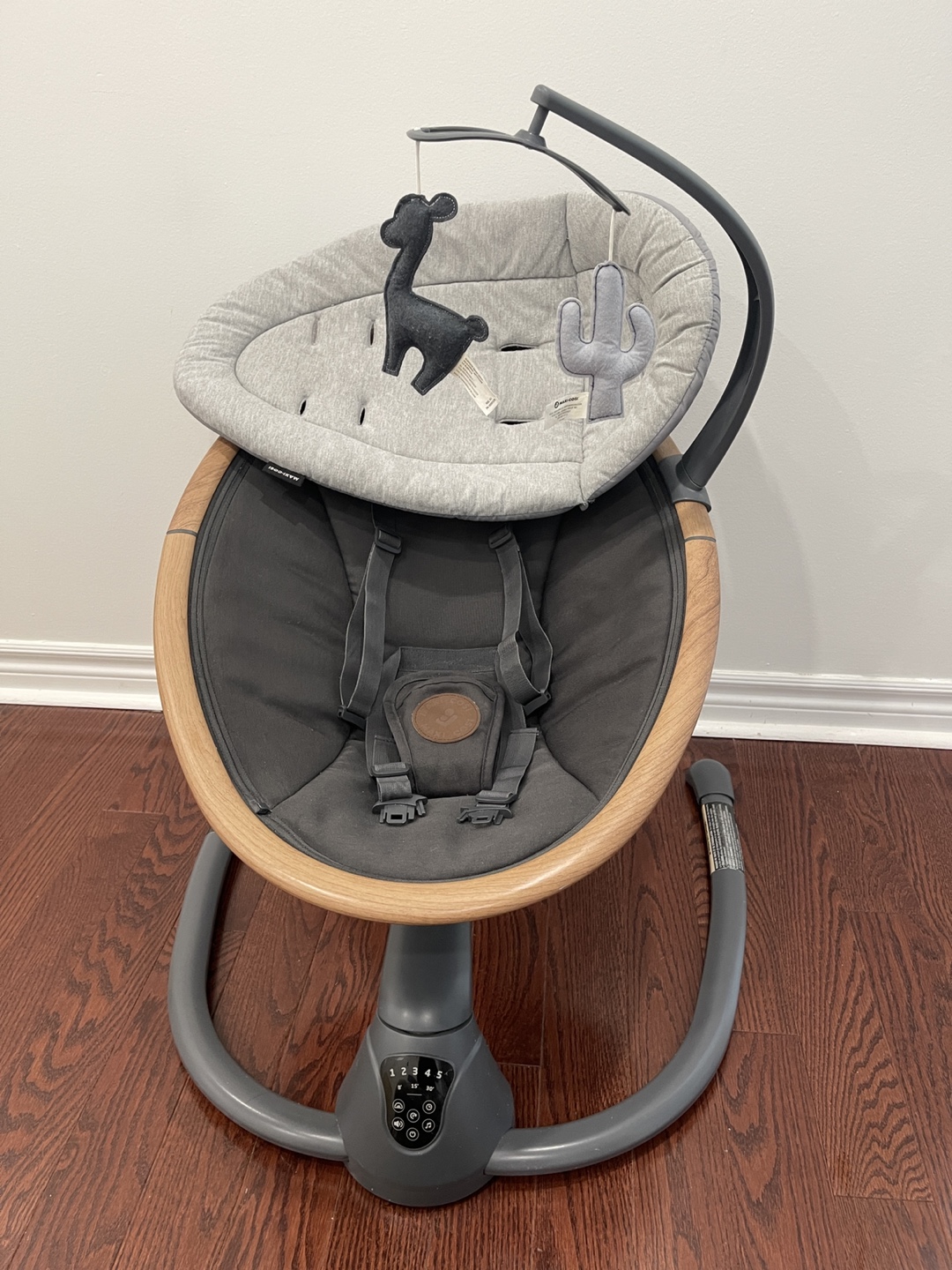Maxi-Cosi Cassia Swing - Gently Used - photo 3