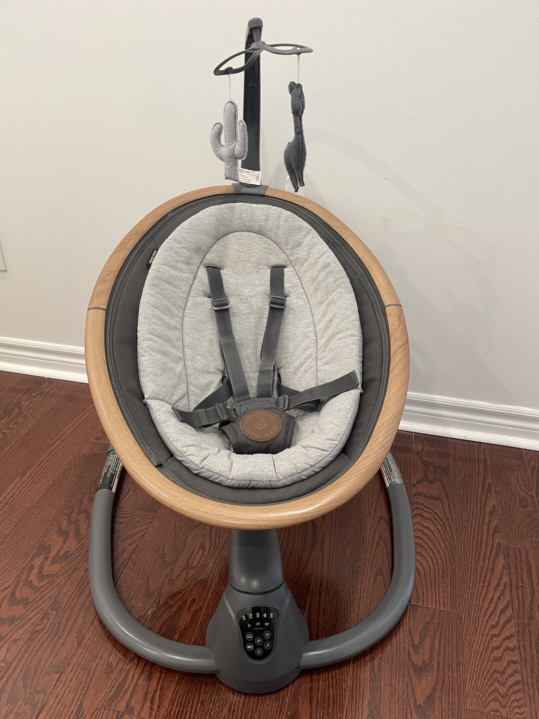Maxi-Cosi Cassia Swing - Gently Used - photo 2