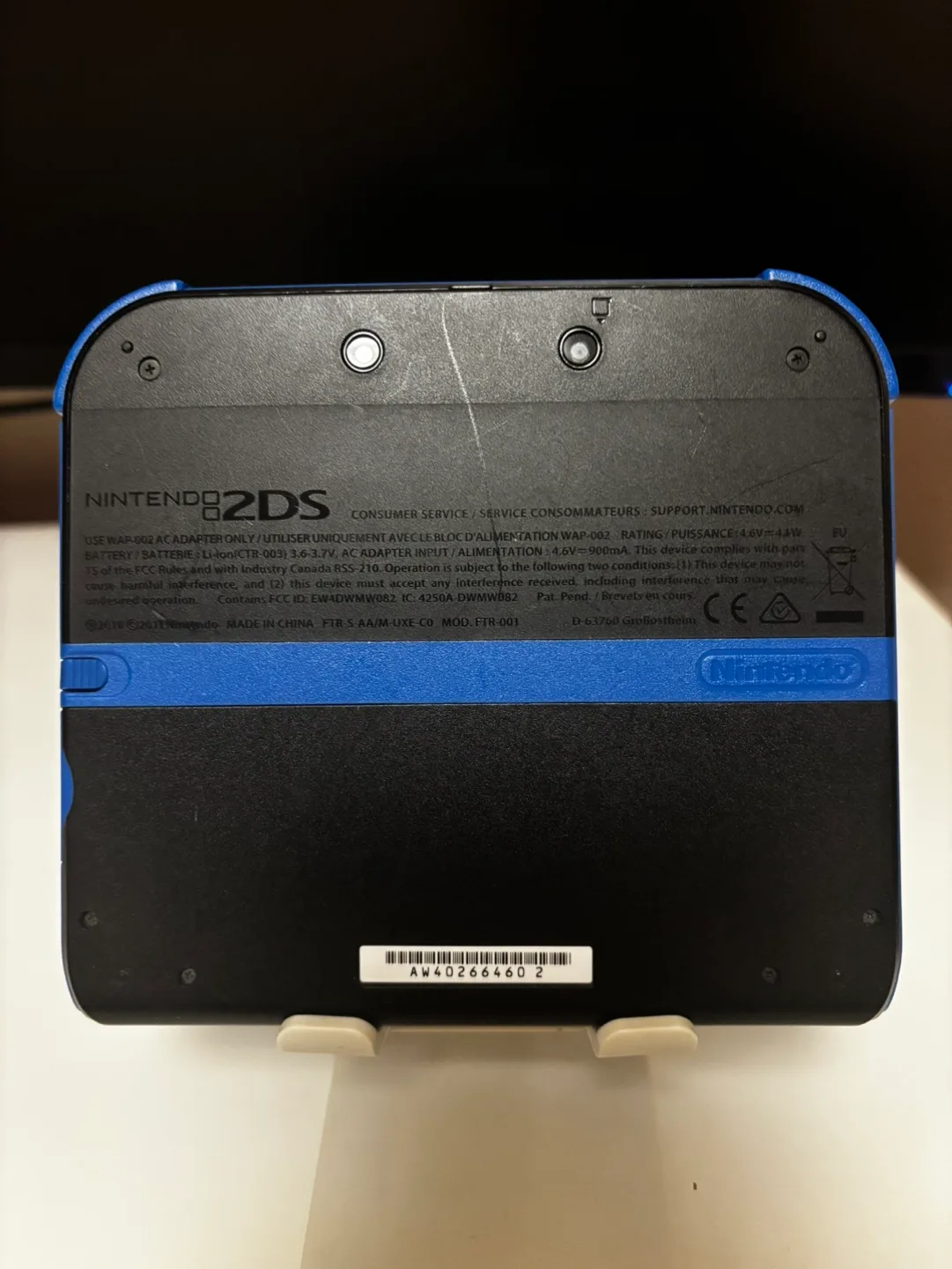 Nintendo 2DS Handheld Game Console - Blue image indicator(3)