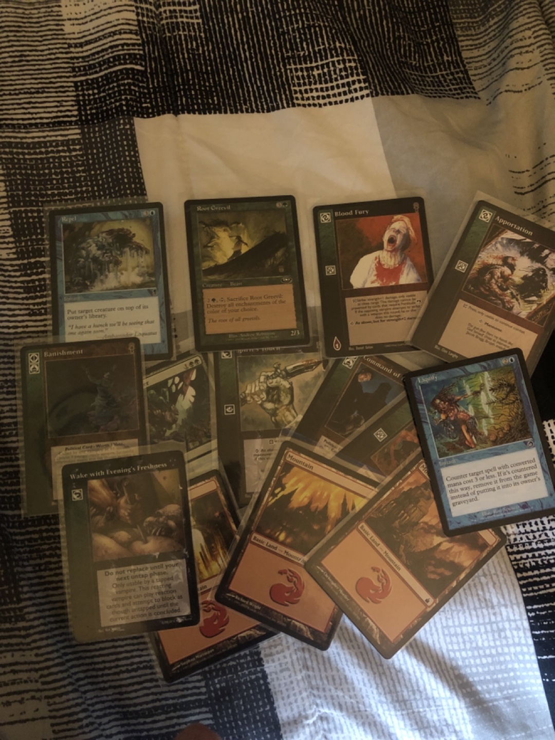 Magic: The Gathering Innistrad Remastered Pack & Various Cards - photo 3