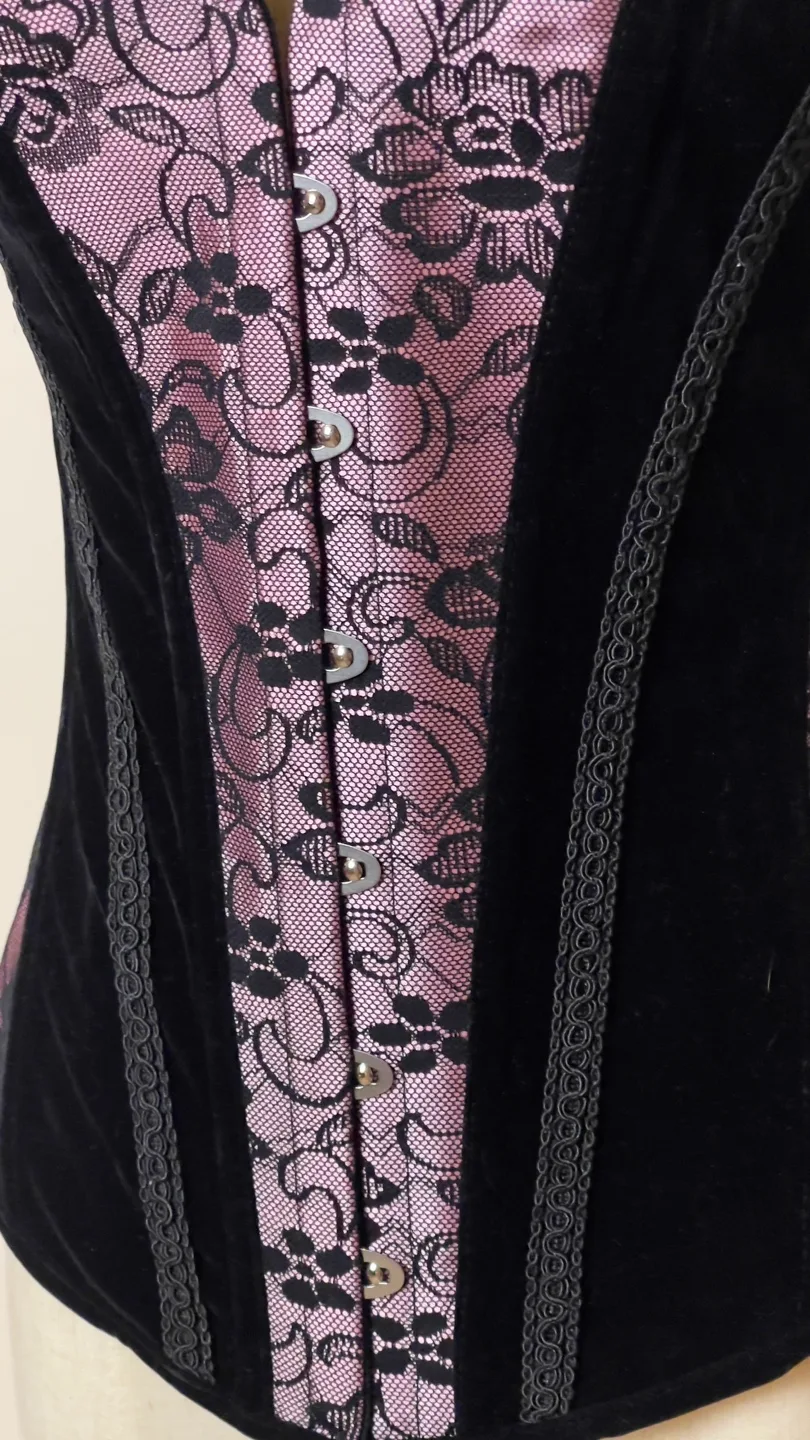 Elegant Black Velvet and Lace Corset image indicator(5)