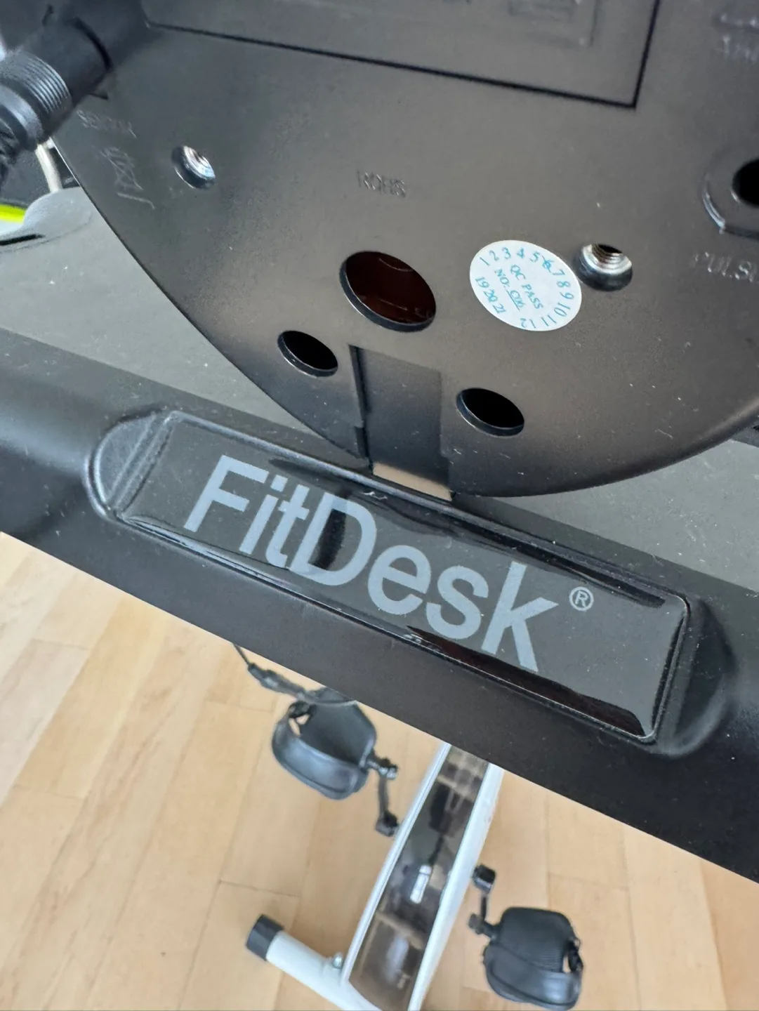 FitDesk FDX 3.0 Under-Desk Exercise Bike image indicator(3)