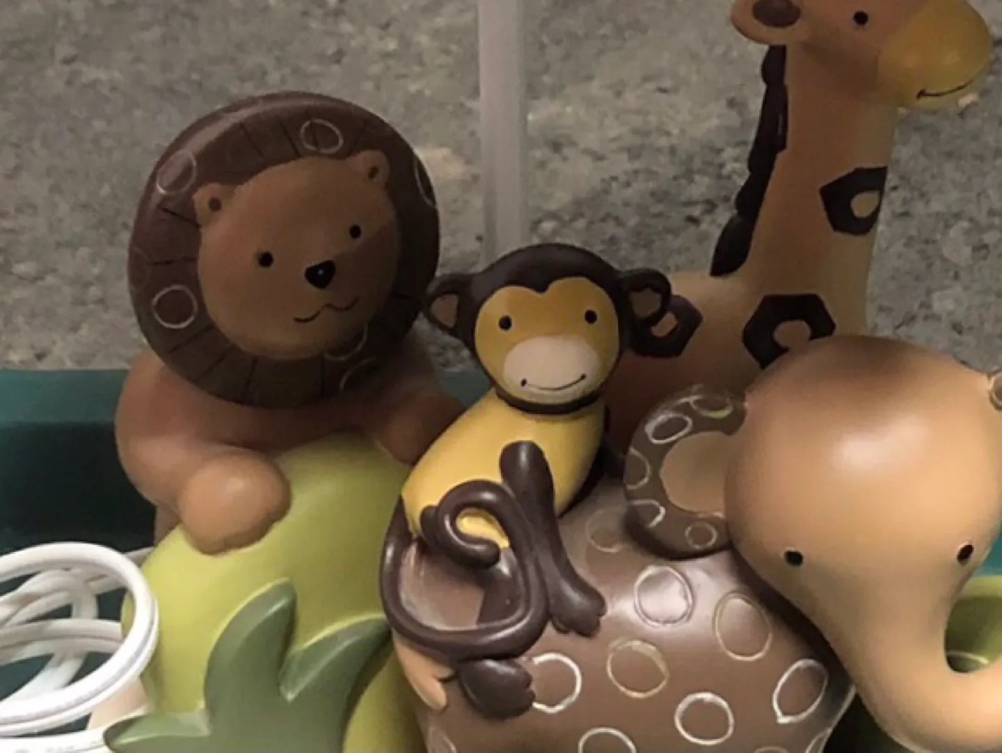 Adorable Safari Animal Table Lamp thumbnail