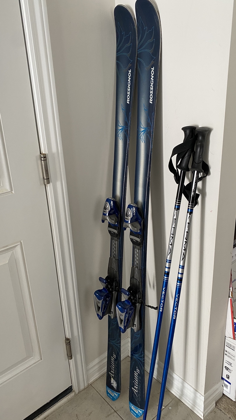 Rossignol skis with Look bindings and Kerma poles