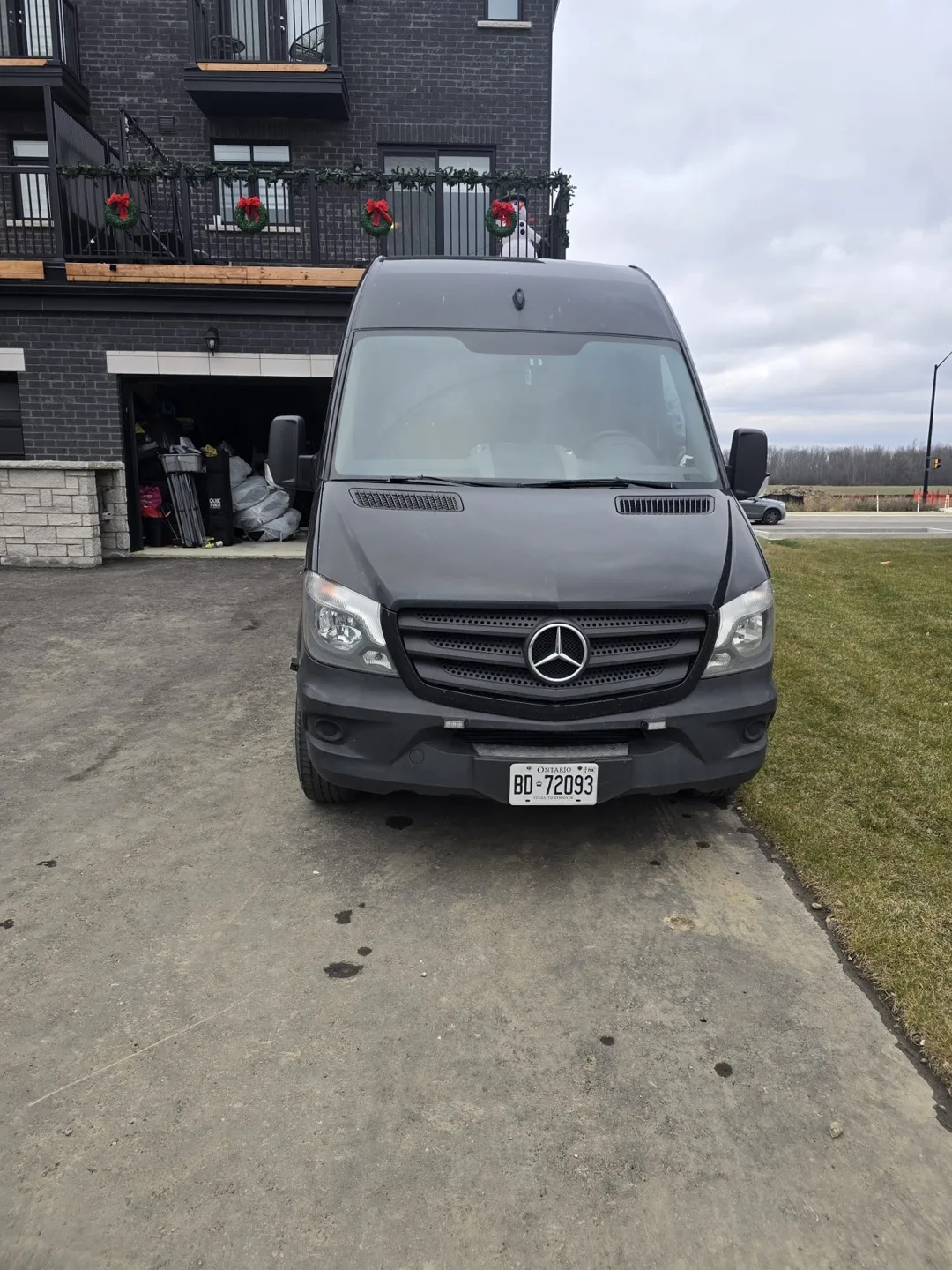 Mercedes-Benz Sprinter Van - Cargo Van image indicator(3)