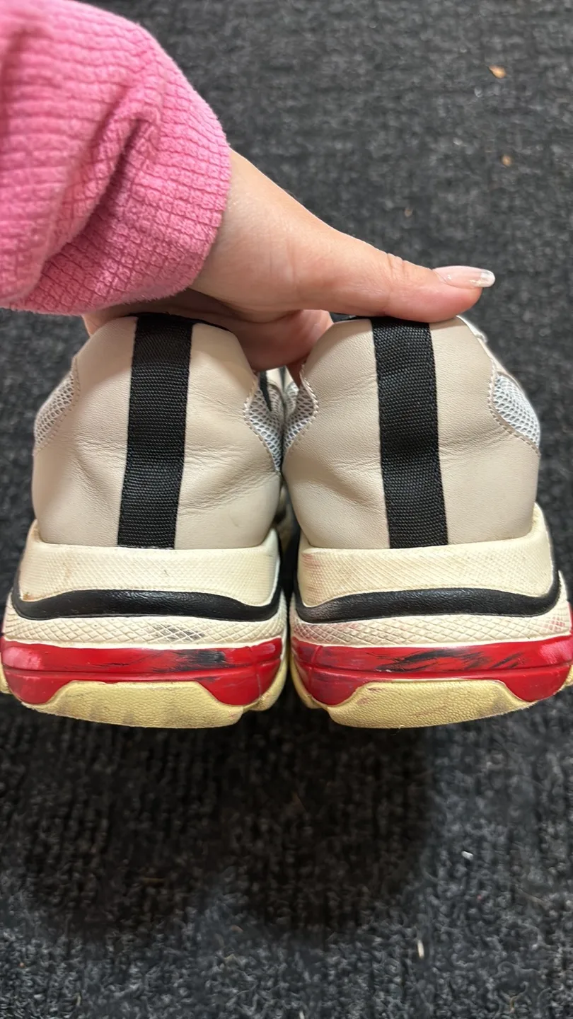 Steve Madden sneakers sz 9 image indicator(4)